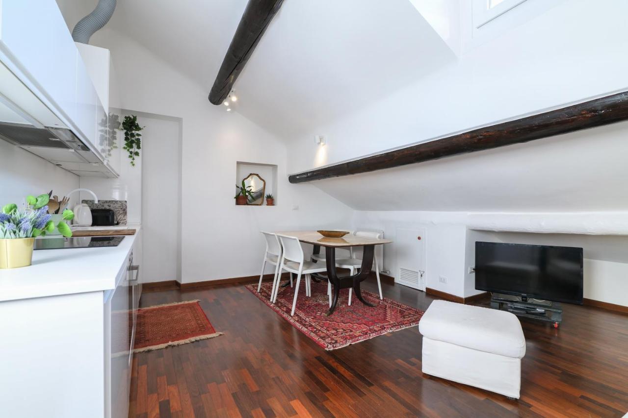 Primopiano - Pistrucci Lägenhet Milano Exteriör bild